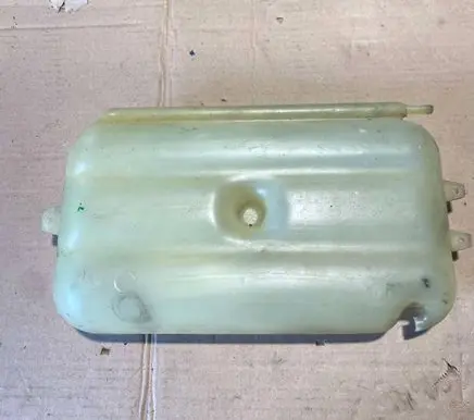 Mercedes-Benz S W126 Coolant expansion tank/reservoir 1265000549