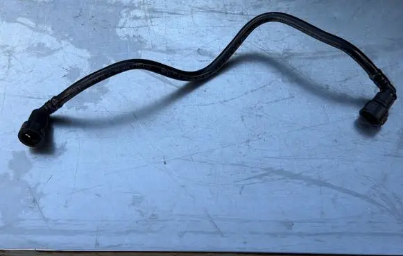 Audi A5 Sportback 8TA Fuel line pipe 8K0201220B