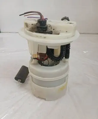 Dacia Logan I In-tank fuel pump 789658