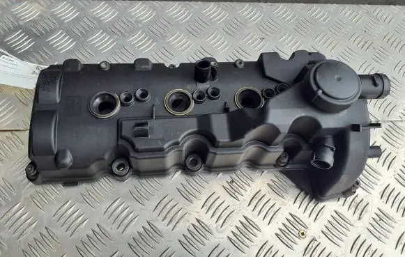 Volkswagen Touareg II Rocker cam cover 