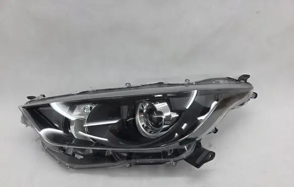 Toyota Yaris XP210 Headlight/headlamp SPEEDEUK06 EUK06