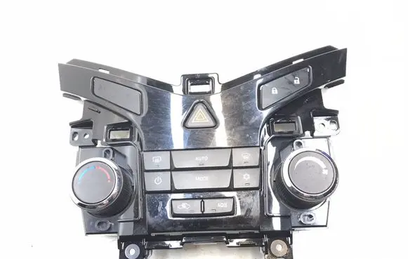 Chevrolet Cruze Climate control unit 3870578 K984