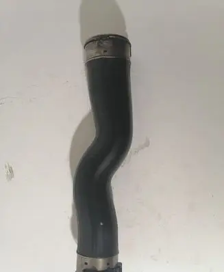BMW 5 F10 F11 Intercooler hose/pipe