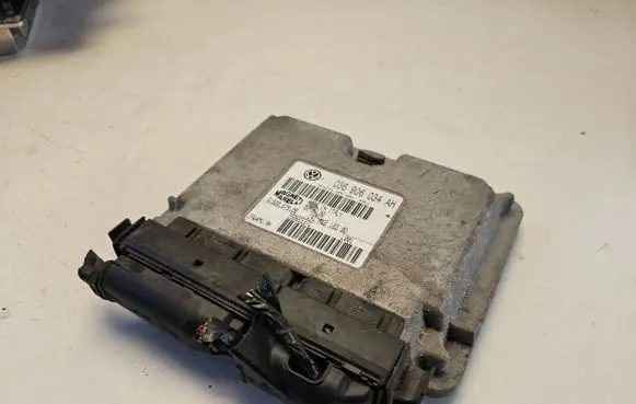 Seat Ibiza II (6k) Engine control unit/module 036906034AH 25065527C 6160067906