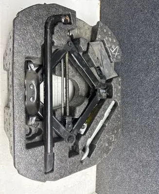 Jaguar XF Tool box 8w8317b043