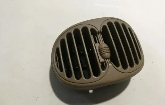 Chrysler Voyager Dash center air vent grill 