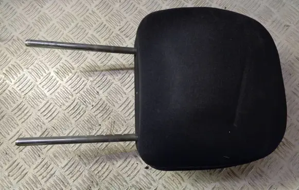 Nissan Pulsar Front seat headrest 