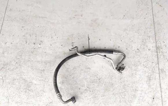 KIA Cerato Air conditioning (A/C) pipe/hose