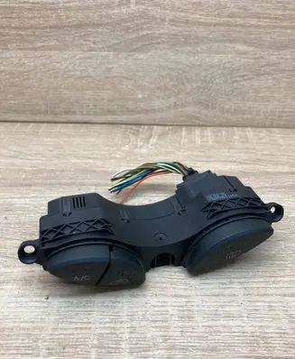 Ford Focus Windscreen/window heater switch YS4T19A945BA WITHPLUG