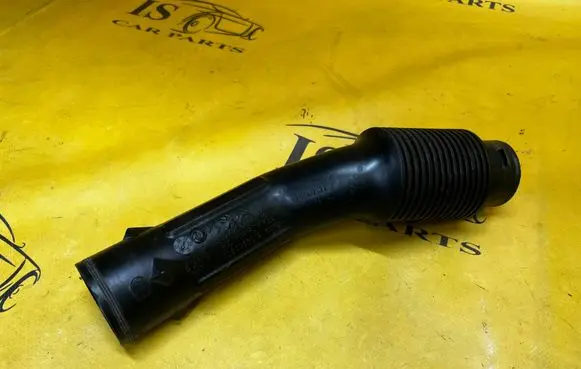Peugeot 2008 II Air intake hose/pipe 9824250880
