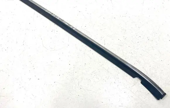 Alfa Romeo Giulietta Rear door glass trim molding