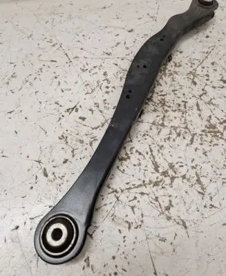 BMW 1 F40 Rear control arm 7915358
