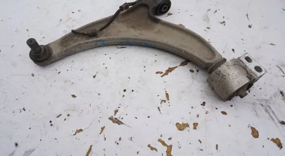Chevrolet Captiva Front lower control arm/wishbone