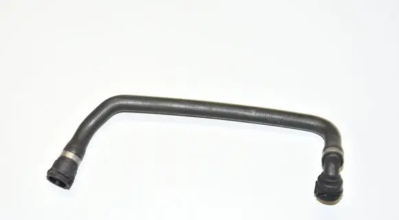 BMW 1 E82 E88 Engine coolant pipe/hose 7797259