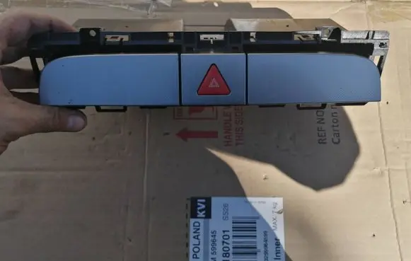 Volkswagen PASSAT B6 Dashboard storage box/compartment 3C0858407