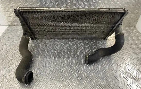 Volvo XC90 Intercooler radiator 30748808 AUJ7B