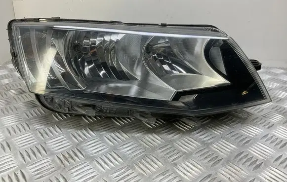 Skoda Octavia Mk3 (5E) Headlight/headlamp 5E2941016