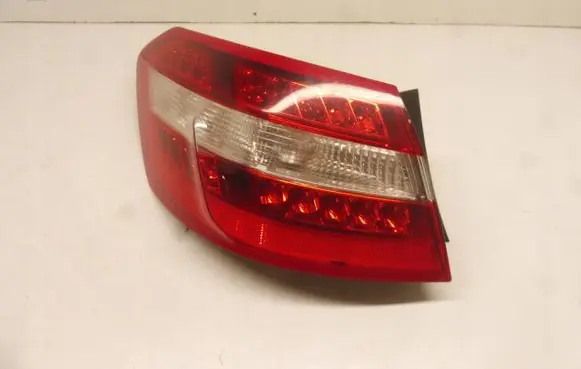 Mercedes-Benz E W212 Rear/tail lights A2129066601