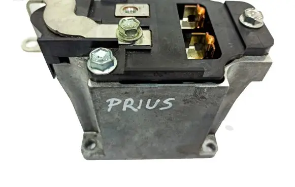 Toyota Prius (XW20) Voltage converter inverter 05107YA339