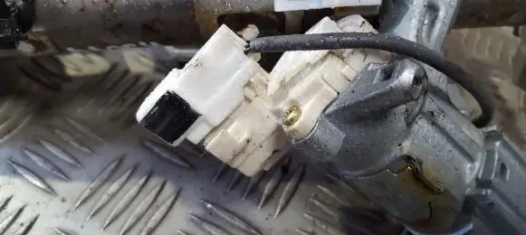 Toyota RAV 4 (XA20) Ignition lock contact 