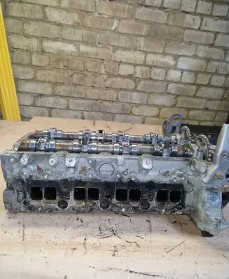 Mercedes-Benz Sprinter W906 Engine head R651016 0448113146