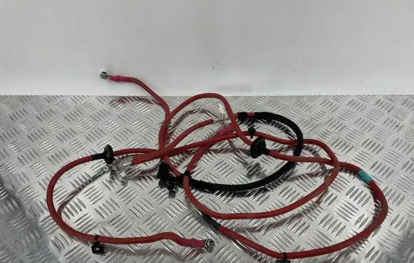 Mercedes-Benz GLE (W166 - C292) Positive cable (battery) A1664404337