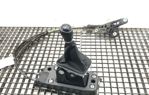 Volkswagen Golf VII Gear shift rod 5Q0711061E