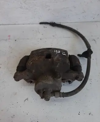 Hyundai i30 Front brake caliper