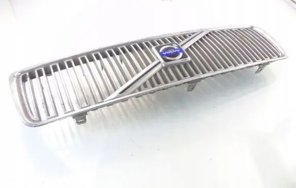 Volvo S80 Front bumper upper radiator grill