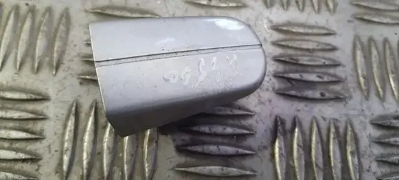 Ford Focus Loading door cover/cap 