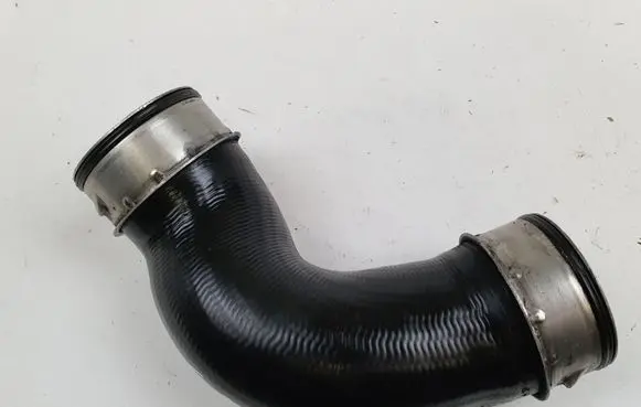 Mercedes-Benz E W211 Intercooler hose/pipe A2115282582
