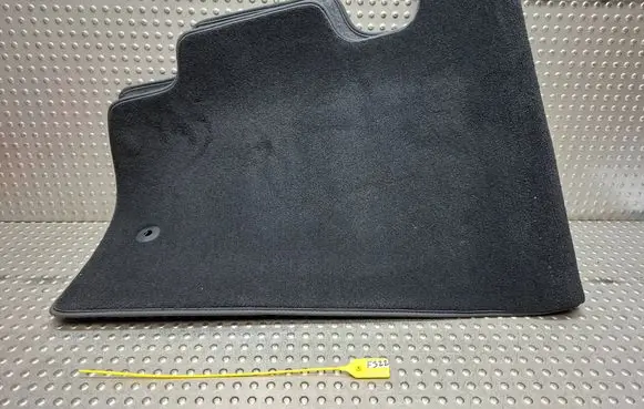 Chrysler Pacifica Rear floor mat 82214538AC