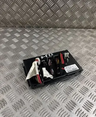 Mercedes-Benz R AMG W251 SAM control unit A1649005201
