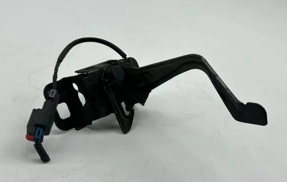 Opel Mokka Engine bonnet/hood lock/catch