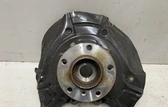 BMW X3 F25 Rear wheel hub 6797570