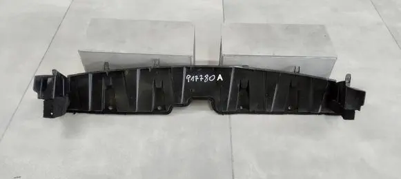 Toyota Prius (XW30) Front bumper lower grill 5311347040