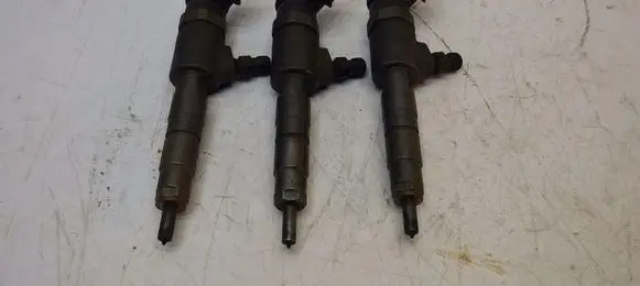 Citroen C4 II Picasso Fuel injectors set 0445110739