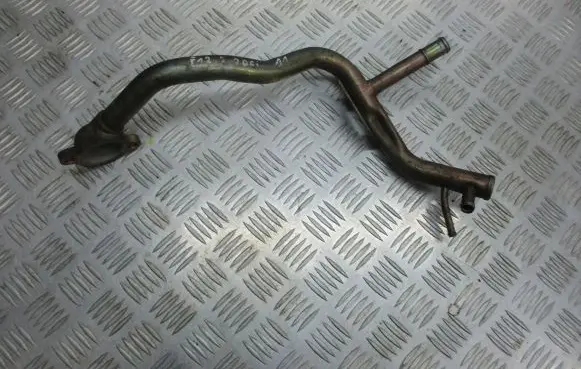 Nissan Primera Engine coolant pipe/hose
