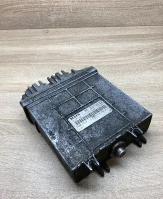Renault Laguna I Engine control unit/module ECU 7700105952 7700114354 0281001766