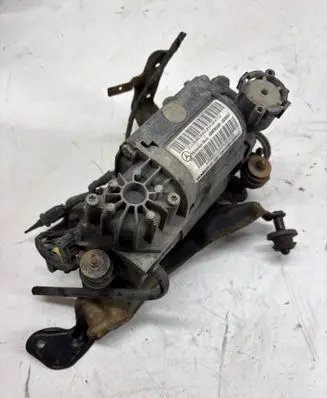 Mercedes-Benz E W211 Air suspension compressor 21132003040