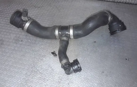BMW 1 E81 E87 Engine coolant pipe/hose 7506131