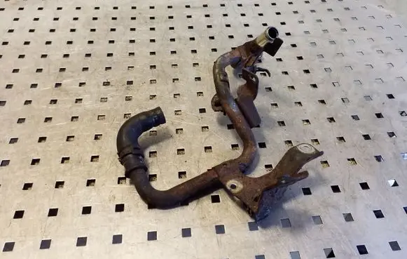 Nissan X-Trail T31 Engine coolant pipe/hose