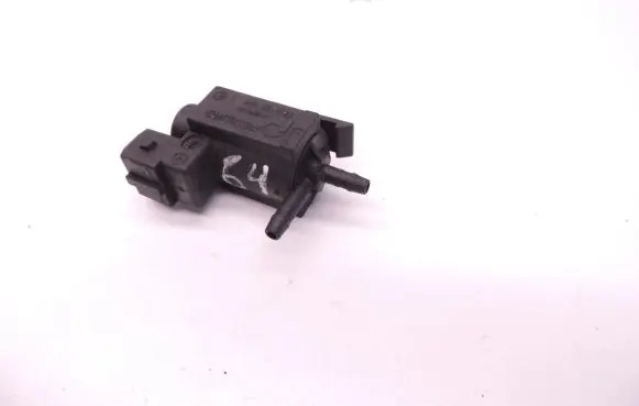 Volvo S60 Turbo solenoid valve 30611668