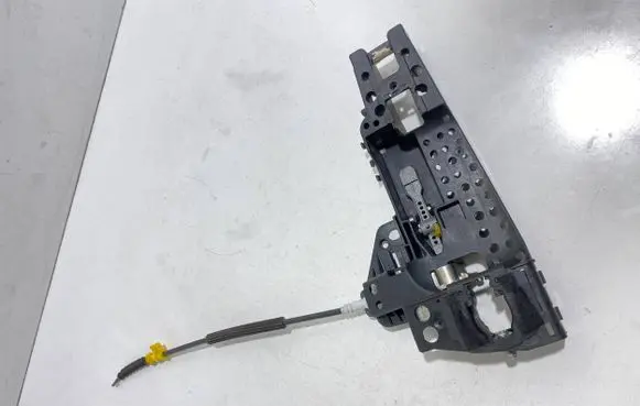 Audi A6 S6 C7 4G Rear door exterior handle/bracket 4H0837885