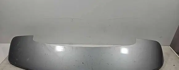Tailgate/trunk spoiler