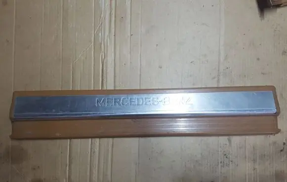 Mercedes-Benz S W140 Front sill trim cover 1406800535