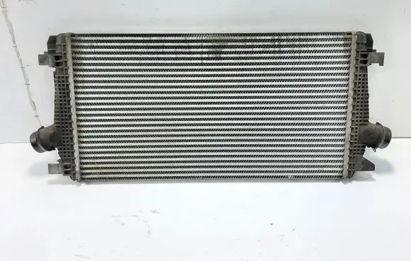 Opel Zafira C Intercooler radiator 13267647