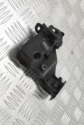 Vacuum air tank