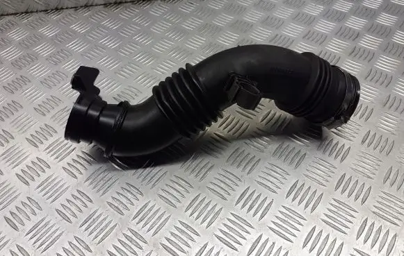 Renault Laguna III Air intake hose/pipe 8200353795