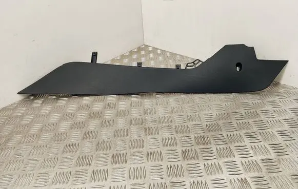 Skoda Octavia Mk4 Other center console (tunnel) element 5E4863046C 5E4863046B